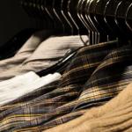 Garderoba na lata: 12 klasyków, które przetrwają każdą modę