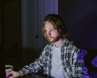 Tryb cichy ON: nocne sesje gamingowe w zgodzie z domownikami