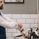 Elegancja we włosach: fryzury, które podkreślą klasę na co dzień i na wielkie wyjścia